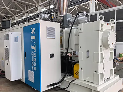 CORC シリーズギヤボックス 異方向二軸押出機向け