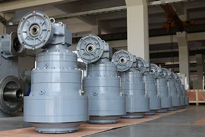 建設土木重機用遊星減速機